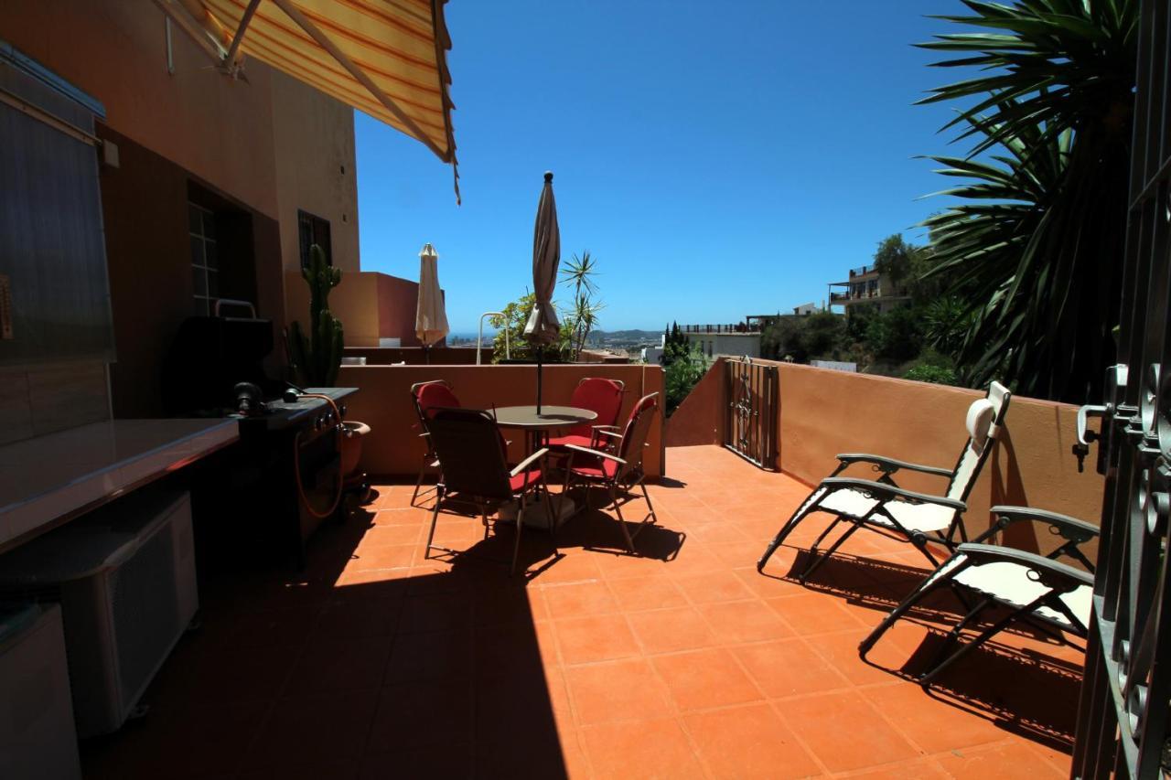 Cozy Apartment In Fuengirola Hills Bagian luar foto