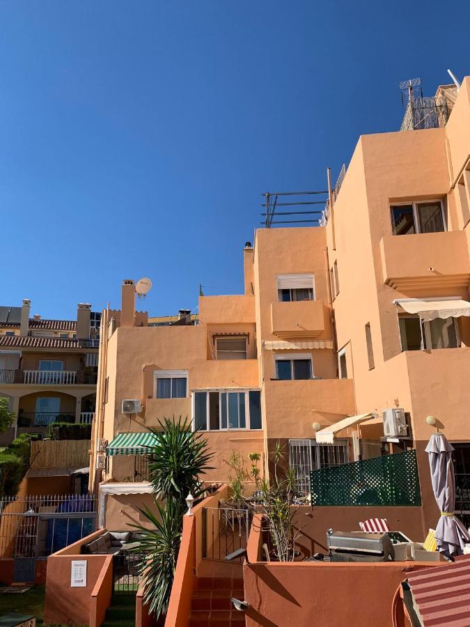 Cozy Apartment In Fuengirola Hills Bagian luar foto