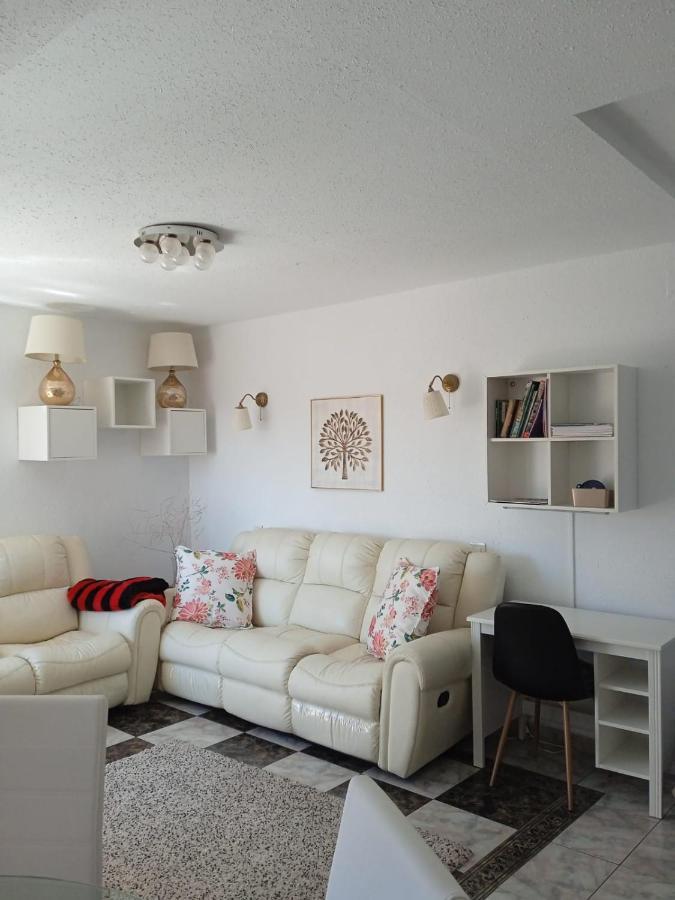 Cozy Apartment In Fuengirola Hills Bagian luar foto